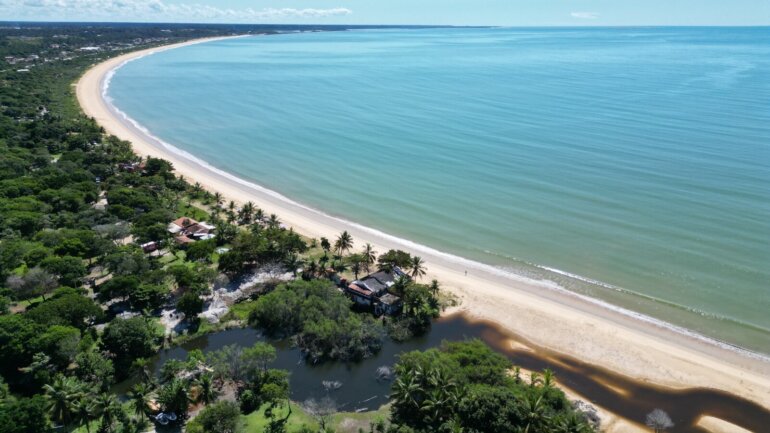 Vai dar praia: Inema aponta mais de 100 trechos próprios para banho neste fim de semana